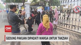 VIDEO: Gedung Pakuan Dipadati Warga untuk Takziah