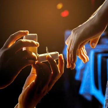 Apakah Ia Adalah Pasangan yang Tepat untuk Jadi Suamimu?