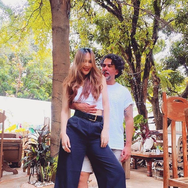 <p>Enggak cuma itu, Ina dan Jeremy juga selalu tampil kompak di berbagai kesempatan. Keduanya menekuni gaya hidup sehat bersama-sama. (Foto: Instagram @inathomas)</p>
