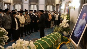 RK dan Atalia Naik Mobil Jenazah Eril Menuju Pemakaman di Cimaung