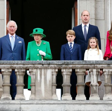 Uji Seberapa Jauh Pengetahuan Kamu soal Kerajaan Inggris lewat Kuis Ini!