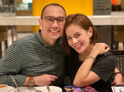 Cerita Astrid Tiar Diajak Nge-date Suami di Pinggir Jalan, Berakhir Jatuh Cinta Hingga Menikah