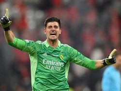Kepa: Thibaut Courtois Kiper Terbaik Dunia!