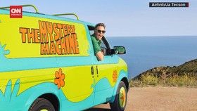 VIDEO: Menginap di Van The Mistery Machine Scooby Doo