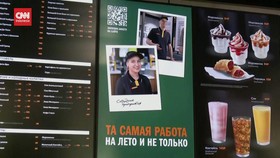 VIDEO: Hiruk Pikuk Restoran Pengganti McDonald's Rusia Sebelum Buka