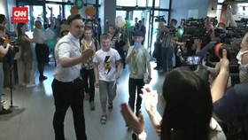 VIDEO: Momen McDonald's Rusia yang Berganti Nama Resmi Dibuka