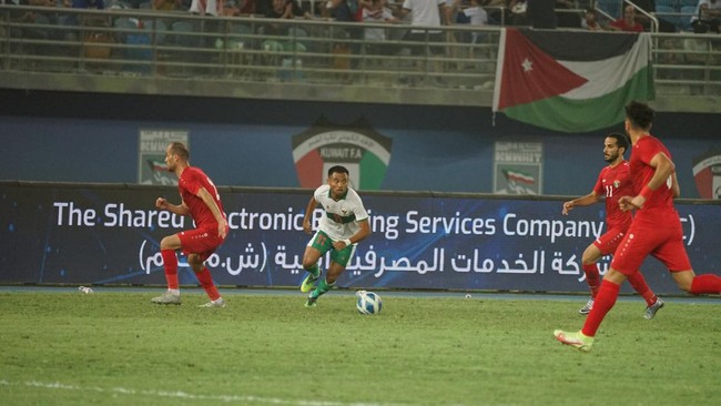 Timnas Indonesia tetap berada di atas Kuwait meski kalah dari Yordania pada laga kedua Grup A Kualifikasi Piala Asia 2023.