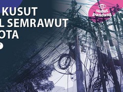 Berbelit-belit Urus Kabel Udara Semrawut di Ibu Kota