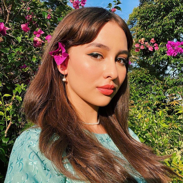 <p>Anna Jobling merupakan dara keturunan Inggris-Melayu. Ia lahir di Kuala Lumpur, 14 Agustus 2000.  Saat ini Anna baru berusia 21 tahun, Bunda. (Foto: Instagram @annajobling)</p>