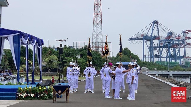 Kolonel Heri Triwibowo kini resmi menjabat sebagai Komandan Guspurla Koarmada I. Ia akan naik pangkat jadi Laksamana Pertama.