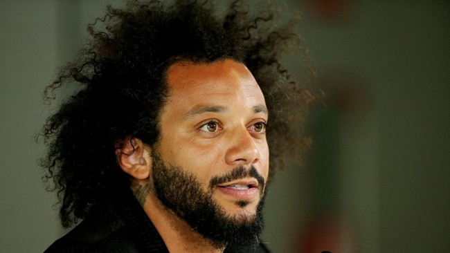 Marcelo tidak kuasa menahan tangis saat mengucapkan perpisahan setelah bermain selama 15 tahun di Real Madrid.