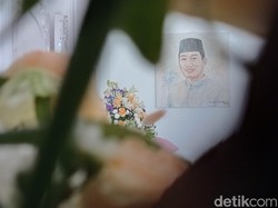 Momen Haru Ridwan Kamil ke Sungai Aare Kenang Eril