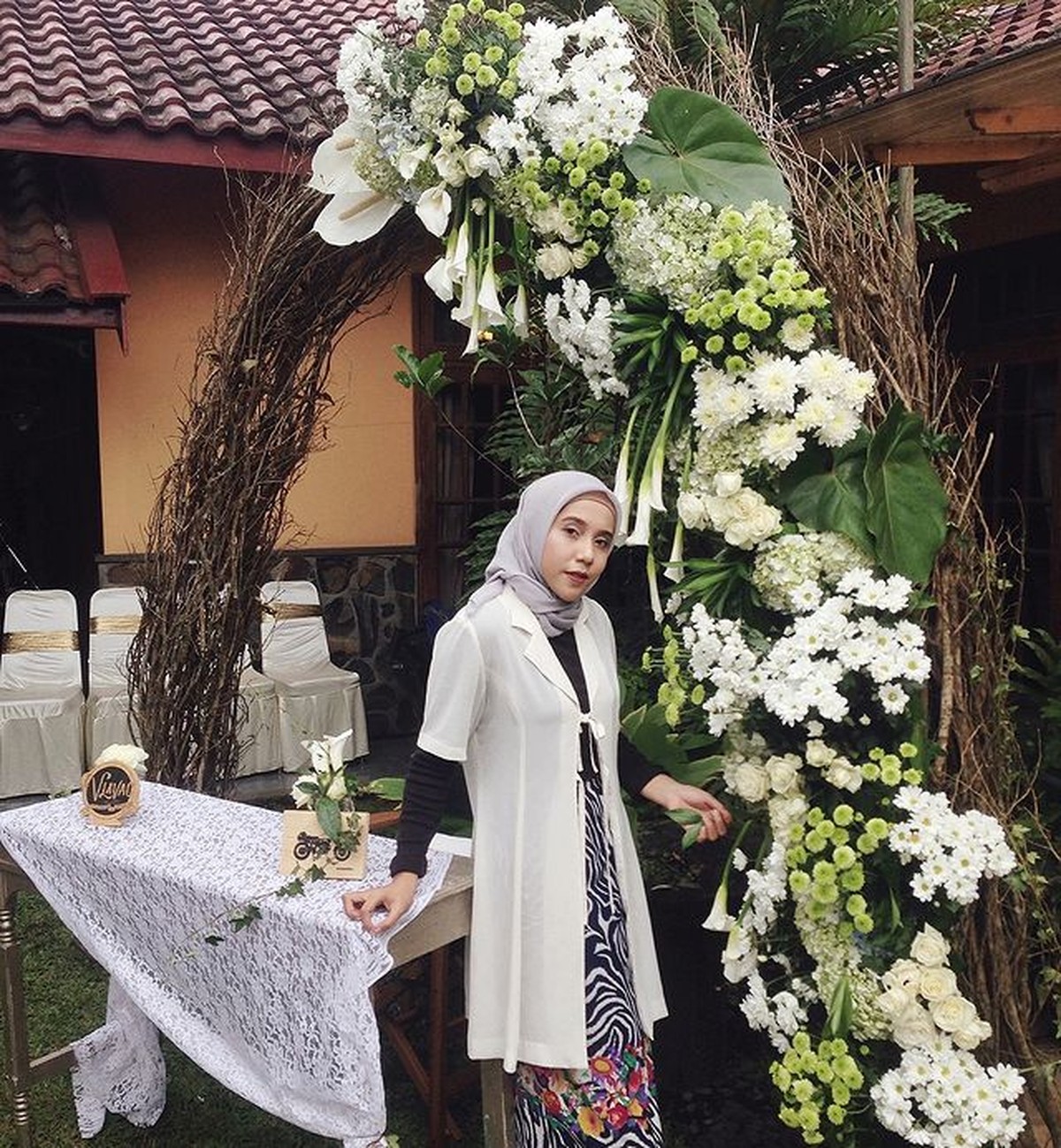 Potret Adu Gaya Nadya Arifta