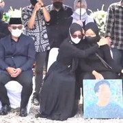 Emmeril Kahn Mumtadz Dikebumikan, Jutaan Doa Antarkannya dari Gedung Pakuan sampai Desa Cimaung