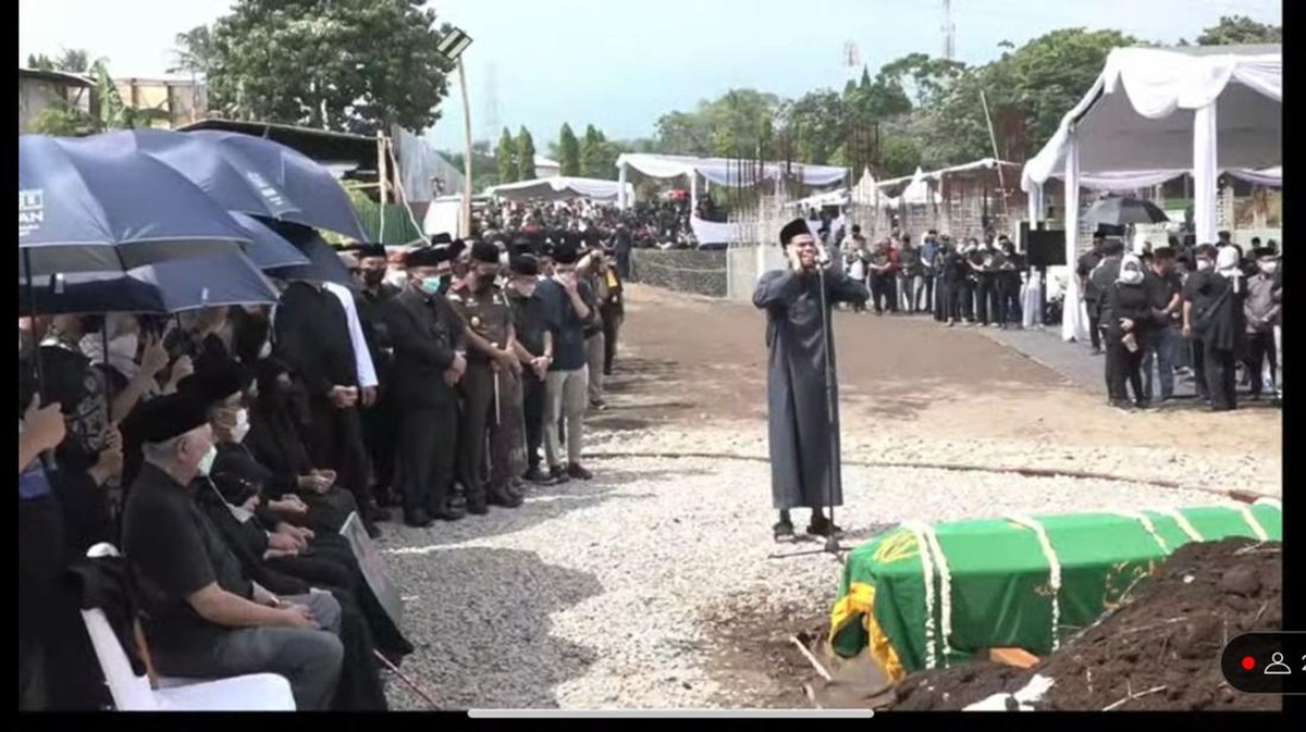 Prosesi Pemakaman Eril