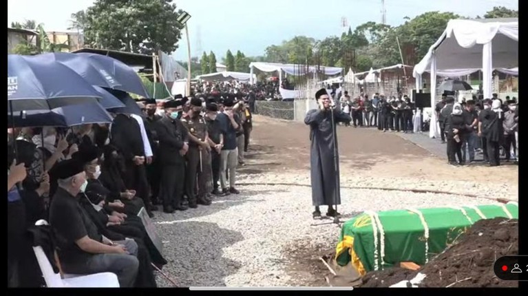 Prosesi Pemakaman Eril Prosesi Pemakaman Eril