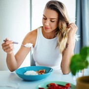 Meski Bantu Turunkan Berat Badan, 5 Makanan Ini Bisa Memicu Alergi! Ternyata Ada Alpukat!