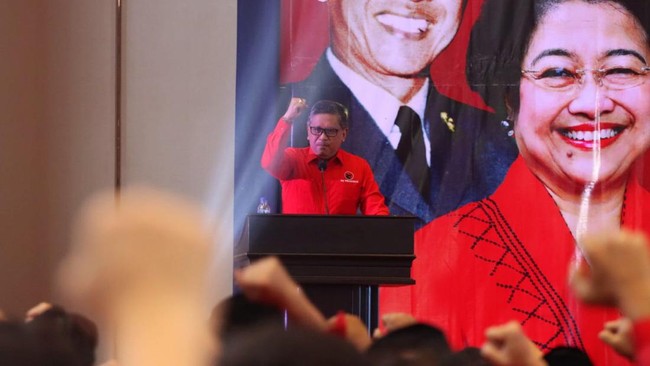 Sekjen PDIP Hasto Kristiyanto mengatakan akan ada pertemuan dengan elite PPP usai partai berlambang Ka'bah itu mengusung Ganjar jadi capres 2024.