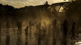 FOTO: Gelombang Panas di Spanyol Tembus 43 Derajat Celsius