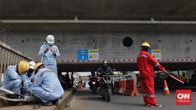 img-title Cara Aman Lewati Jembatan 'Runduk' Antelope Bekasi