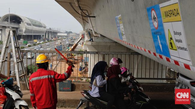 Jembatan 'Mepet' Box Girder Kereta Cepat Bakal Dibongkar Dinas Bina Marga kota Bekasi menyatakan pembangunan jembatan pengganti Antelope yang menempel dengan box girder proyek kereta cepat kelar akhir bulan depan.