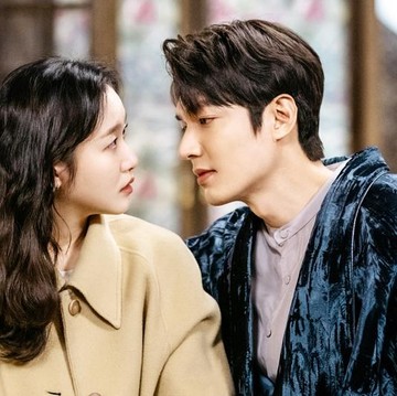 img-title 5 Aktor Korea Populer Lawan Main Kim Go Eun di Film dan Drama, Ada yang Dirumorkan 'Cinlok'