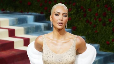 img-title Ripley's Tegaskan Kim Kardashian Tidak Rusak Gaun Marilyn Monroe