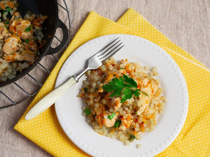 Ilustrasi nasi Shirataki