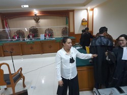 Didakwa Pasal Berlapis, Eks Bupati Tabanan Ajukan Eksepsi