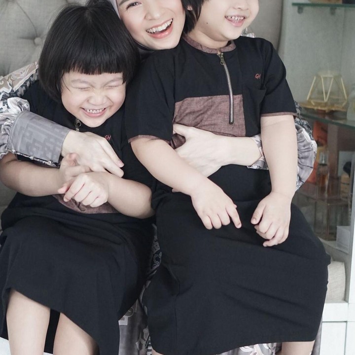 <p>Vaga termasuk anak yang aktif dan ceria. Anak pertama Donita itu, lahir pada 12 November 2015. Ia memiliki adik bernama Parva. (Foto: Instagram @donitabhubiy)</p>