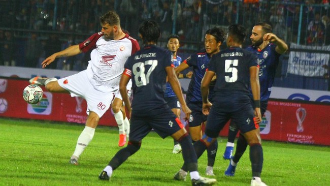 Enam klub telah memastikan tiket ke babak perempat final Piala Presiden 2022 yang akan dimulai pada 2 Juli.