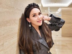 7 Penampilan Ayu Ting Ting yang Disindir Tiru Gaya Nagita Slavina