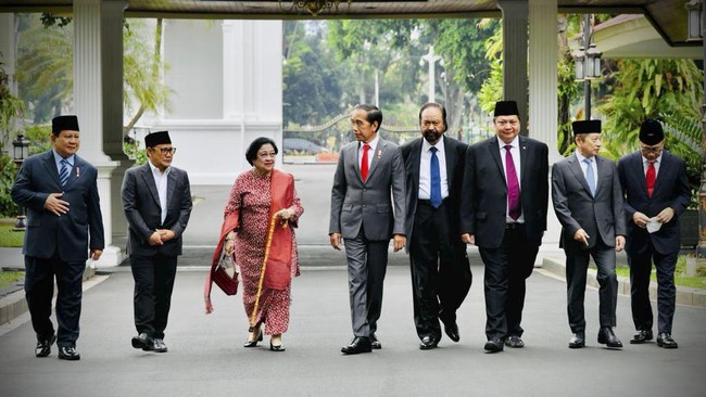 Elite PDIP respons soal isu miskomunikasi antara Ketum Megawati Soekarnoputri dan Ketum Partai Nasional Demokrat (Nasdem) Surya Paloh.