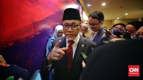 Beda dari Mentan dan Jokowi, Zulhas Pede Harga Mi Instan Tak Akan Naik