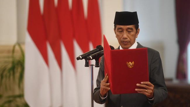 Presiden Jokowi melakukan reshuffle kabinet menjelang akhir masa jabatan, salah satunya Menteri ESDM Arifin Tasrif bakal diganti oleh Bahlil Lahadalia.