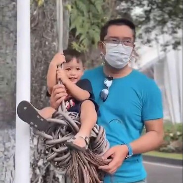 Ini Kisah Keluarga Ridwan Kamil Adopsi Arkana