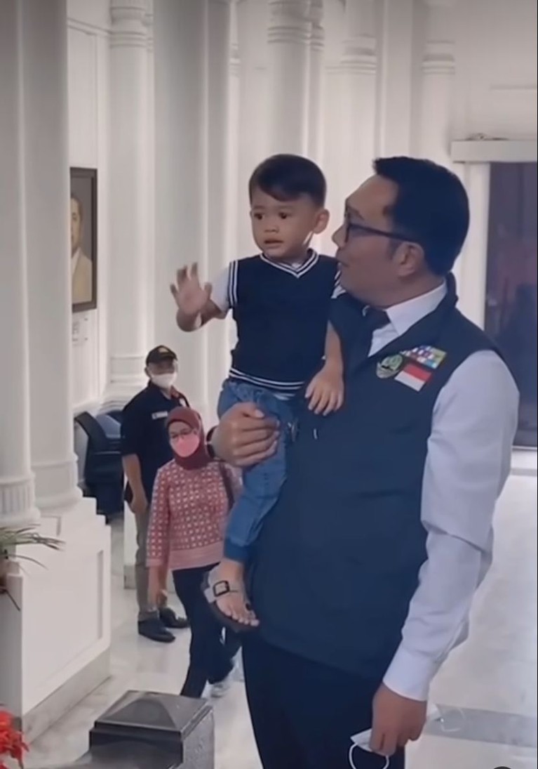 Ridwan Kamil dan Arkana Aidan Ridwan Kamil dan Arkana Aidan