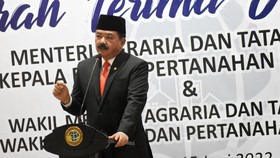 Menteri Hadi Janji Beri Sertifikat Lahan Warga 16 Kampung Tua Rempang