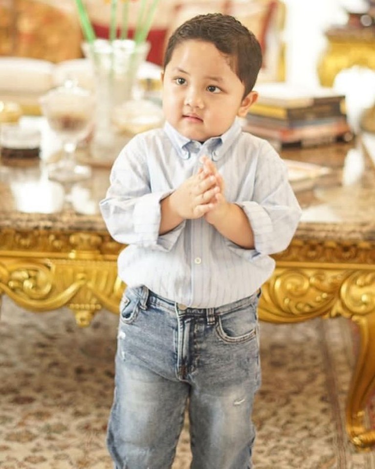 Afie Kalla Afie Kalla