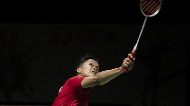 Anthony Sinisuka Ginting meraih kemenangan yang cukup mudah atas pebulutangkis Mauritius Georges Julien Paul pada babak kedua Kejuaraan Dunia 2022.