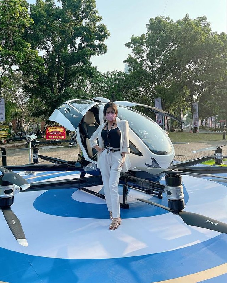 Ayu Thalia Ayu Thalia