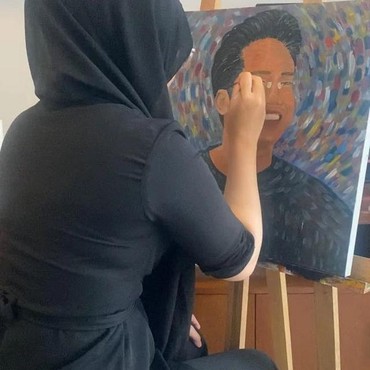 7 Momen Haru Zara Lukis Wajah Alm Eril Hadiah Terakhir untuk Sang Kakak