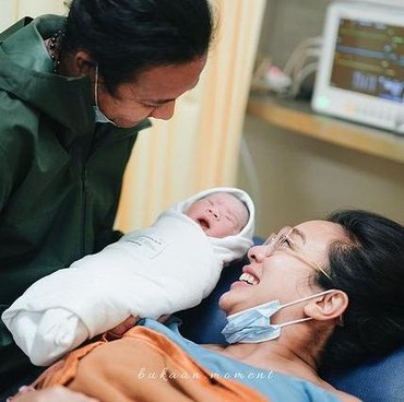 Dea Ananda Lahirkan Anak Pertama, Nama Sang Buah Hati Disorot