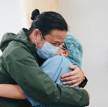 9 Momen Haru Dea Ananda Melahirkan Anak Pertama Usai 12 Tahun Menanti