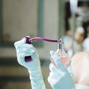 Ciptakan Wangi Khas Dirimu dengan Layering Parfum, Begini Caranya!