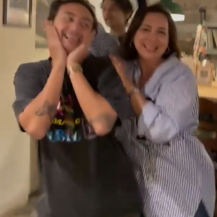 <p>Selain Chika, Katon Bagaskara juga berulang tahun di hari selanjutnya, lho. "Happy birthday juga utk @katonbagaskara, yg menyusul berulang tahun di jam 00.00. <em>All the best wishes for the two Geminis</em>." (Foto: Instagram @irawbw)<br /><br /><br /></p>