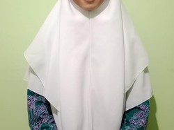 Kisah Haru Meila Cahyani, Calon Haji Termuda di Denpasar