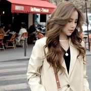 Tampilkan Kesan Girl Boss dengan Padu Padan Blazer ala Agatha Chelsea