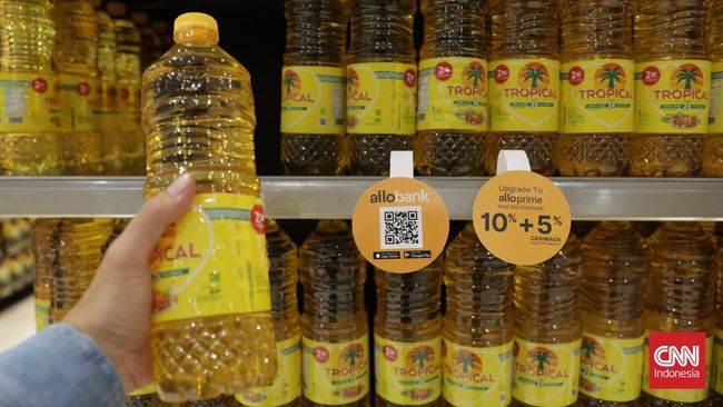 Minyak Goreng 2 Liter Cuma Rp35 Ribu di Transmart Jabodetabek Harga minyak goreng di Transmart se-Jabodetabek lagi turun, loh! Minyak goreng berbagai merek cuma Rp35 ribuan saja per kemasan dua liter.