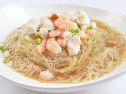 Resep Bihun Nyemek Seafood yang Segar untuk Menu Makan Malam